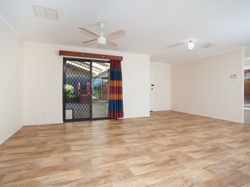 17 Gilchrist Close, Greenwith SA 5125