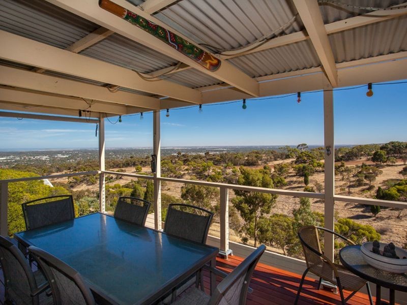 39 Greenridge Court, Wynn Vale SA 5127