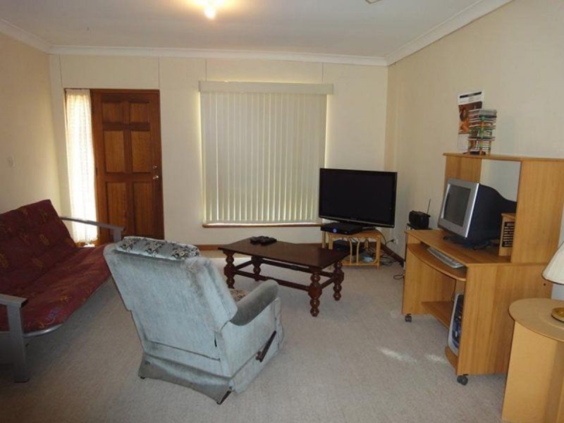 1 & 2/90 Clayson Road, Salisbury East SA 5109