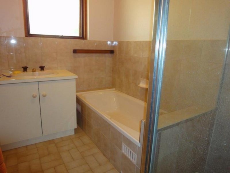 1 & 2/90 Clayson Road, Salisbury East SA 5109