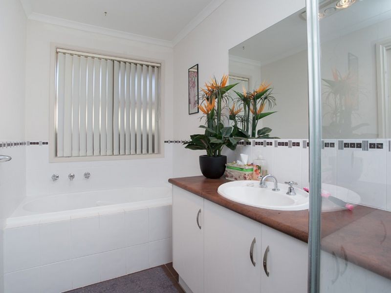 17A Andrew Avenue, Holden Hill SA 5088