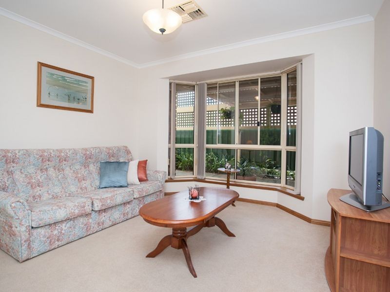 20 Lake Magenta Court, Greenwith SA 5125