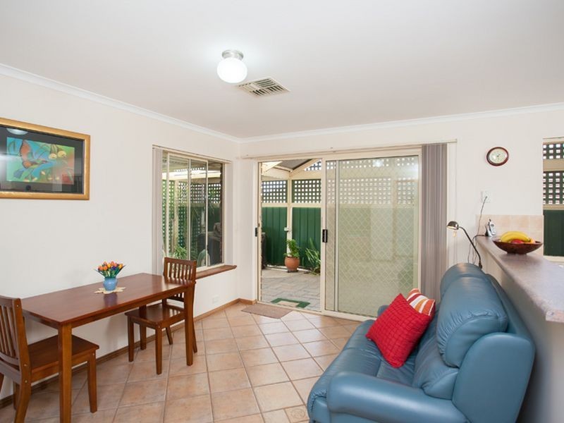 20 Lake Magenta Court, Greenwith SA 5125