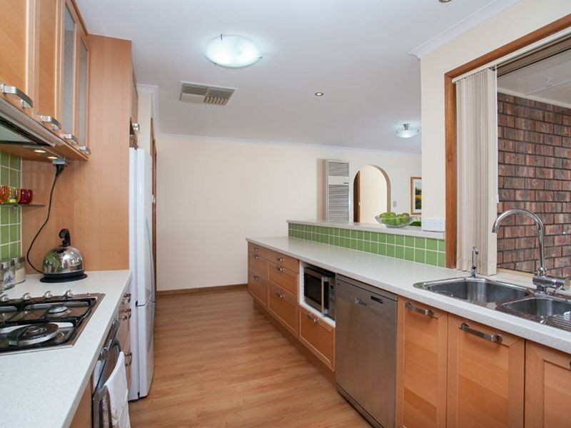 8 Westminster Street, Wynn Vale SA 5127