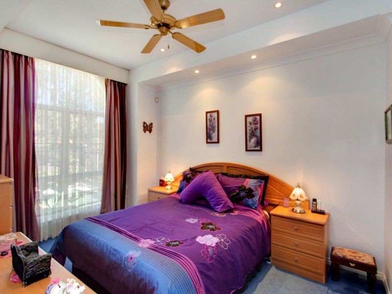 2 Lakeside Court, Greenwith SA 5125