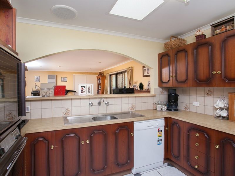 47 Park Lake Drive, Wynn Vale SA 5127