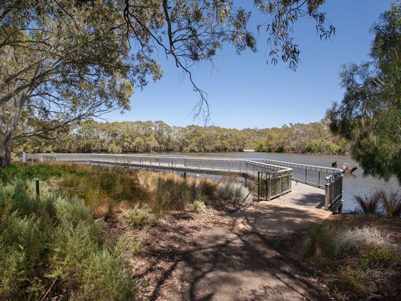 47 Park Lake Drive, Wynn Vale SA 5127