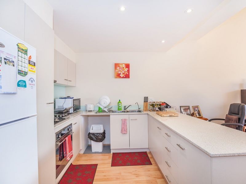 28 The Strand, Mawson Lakes SA 5095