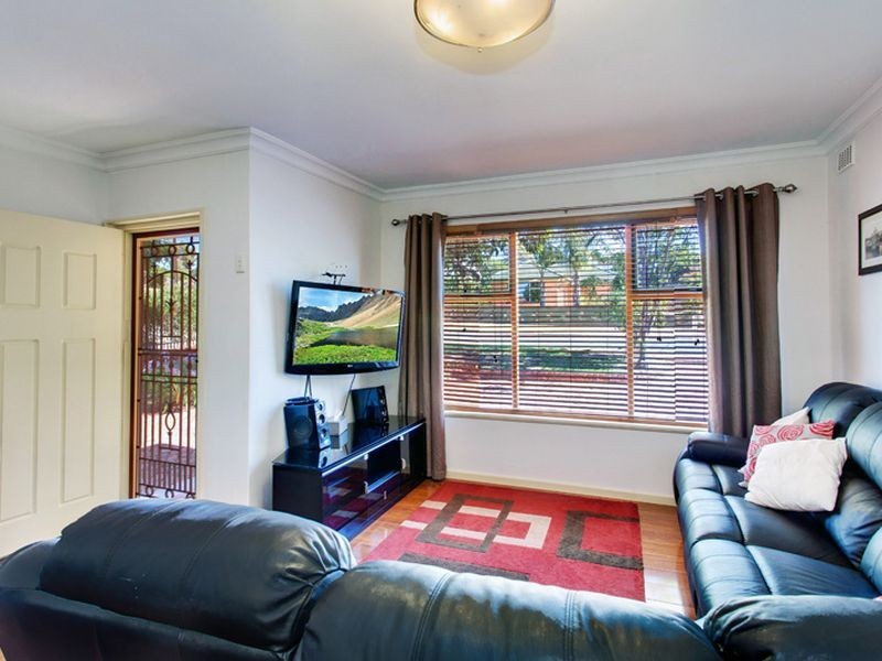 17 Eva Avenue, Redwood Park SA 5097