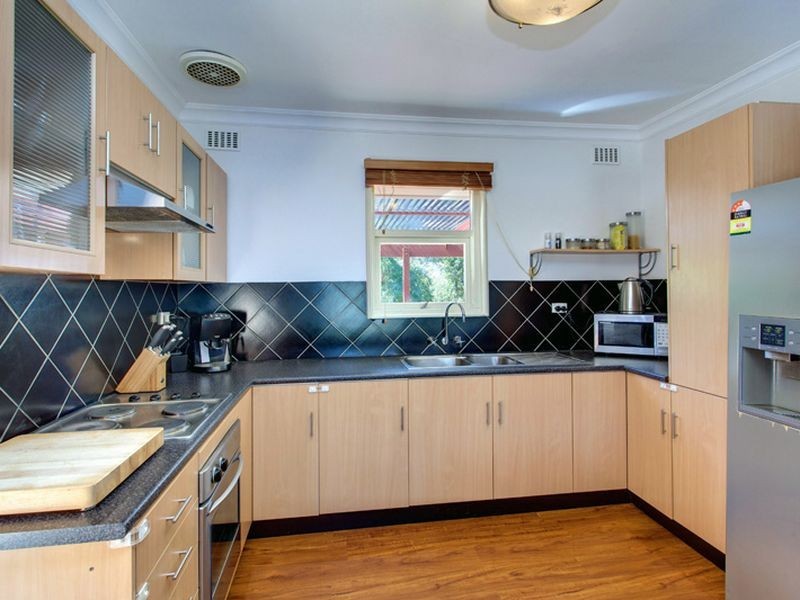 17 Eva Avenue, Redwood Park SA 5097