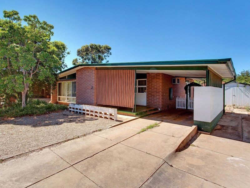 12 Robins Street, Elizabeth Downs SA 5113