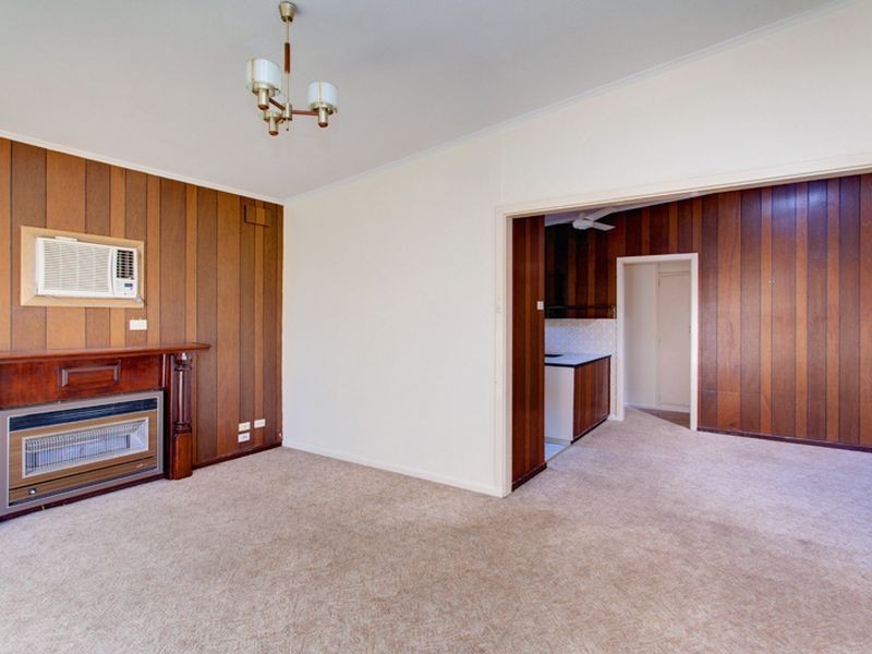 12 Robins Street, Elizabeth Downs SA 5113