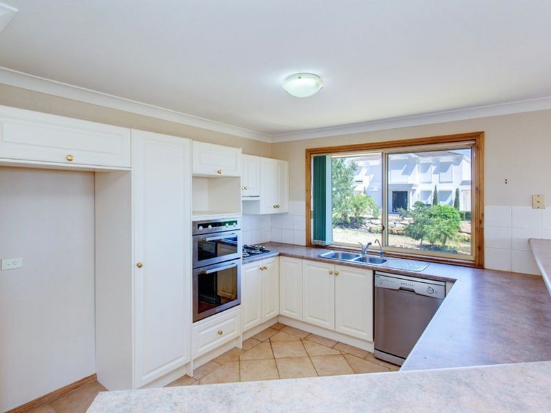 32 Bayview Parade, Gulfview Heights SA 5096