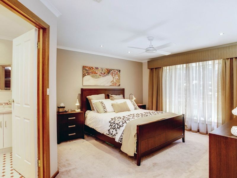 3 Treloar Avenue, Greenwith SA 5125