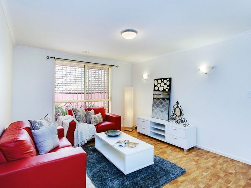 19 Lake Magenta Court, Greenwith SA 5125