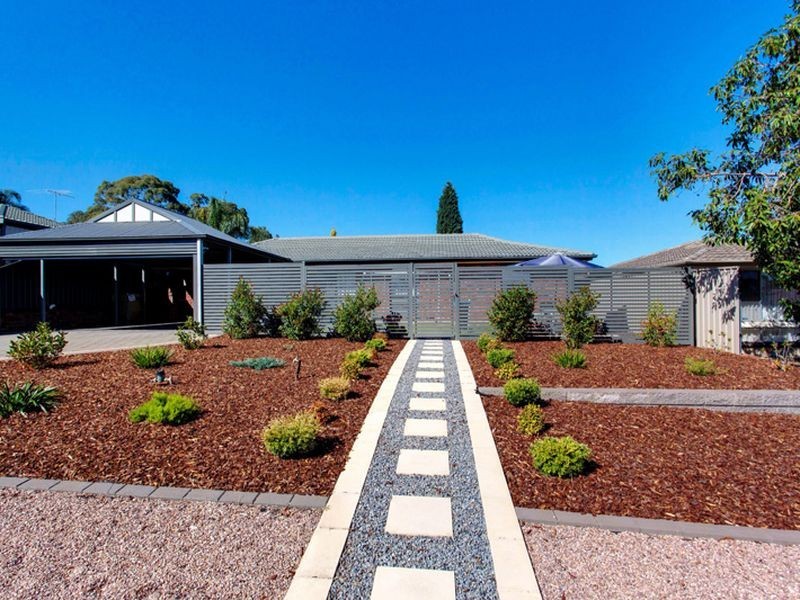 13 Flinders Avenue, Fairview Park SA 5126