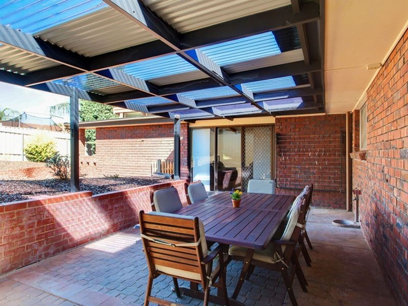 13 Flinders Avenue, Fairview Park SA 5126