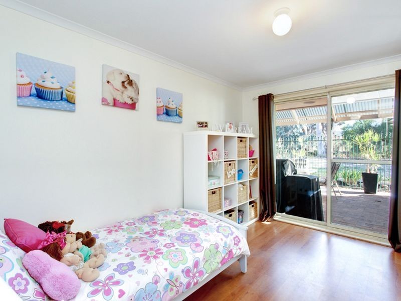 54 Loch Lomond Drive, Modbury SA 5092