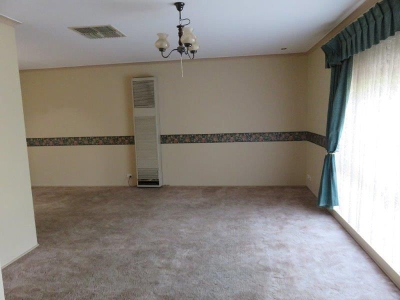 11 Clapton Drive, Paralowie SA 5108