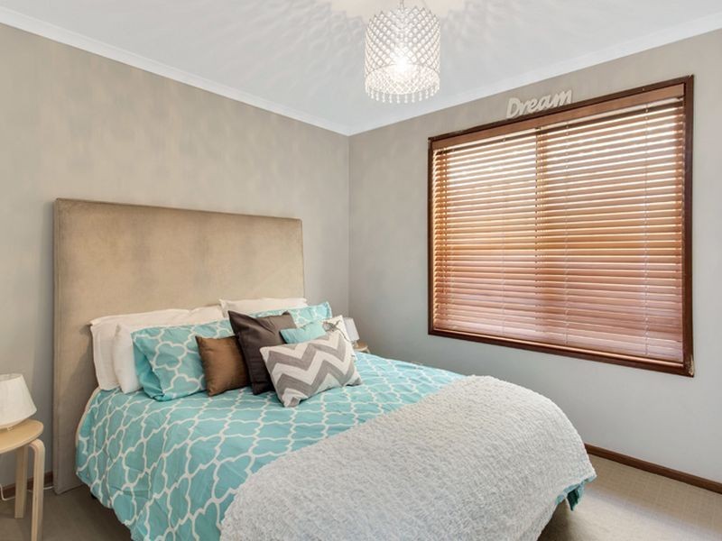 18 Candlebark Grove, Greenwith SA 5125