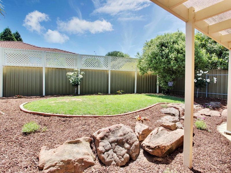 18 Candlebark Grove, Greenwith SA 5125