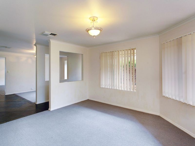 10 St Clair Parade, Greenwith SA 5125