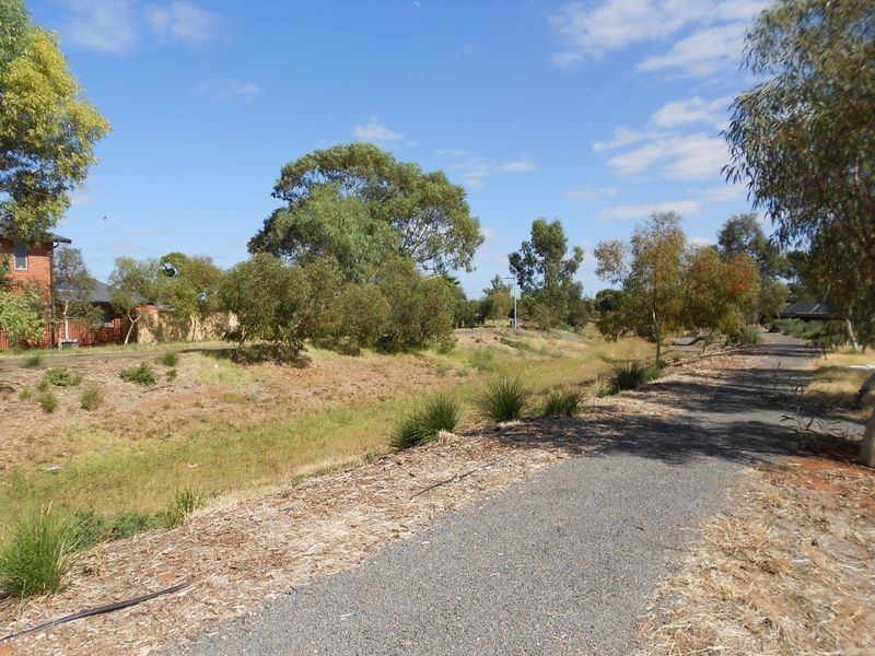 6 Glades Walk, Smithfield Plains SA 5114