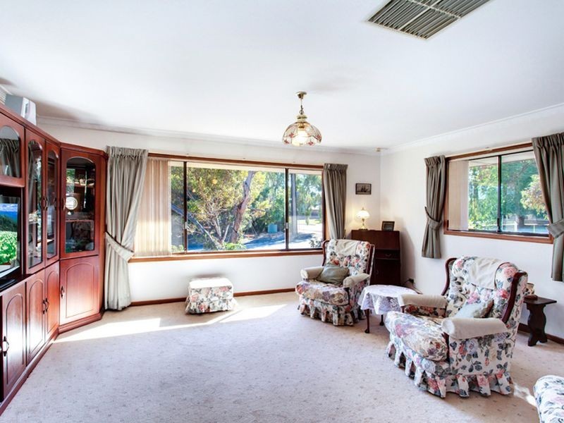 18 Ashley Avenue, Ridgehaven SA 5097