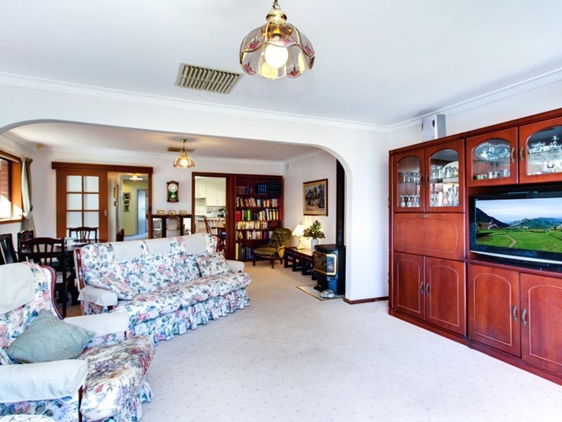 18 Ashley Avenue, Ridgehaven SA 5097