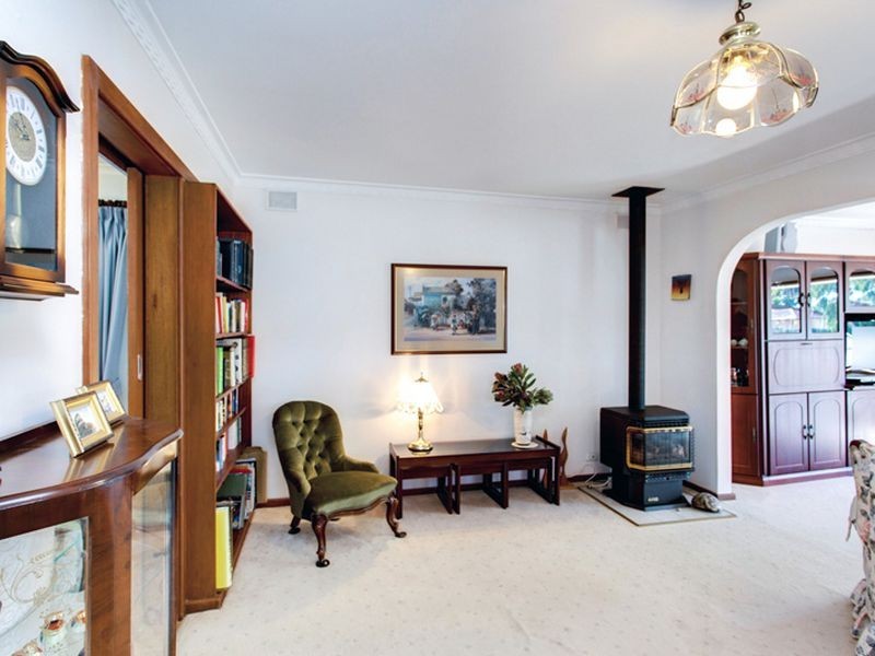 18 Ashley Avenue, Ridgehaven SA 5097