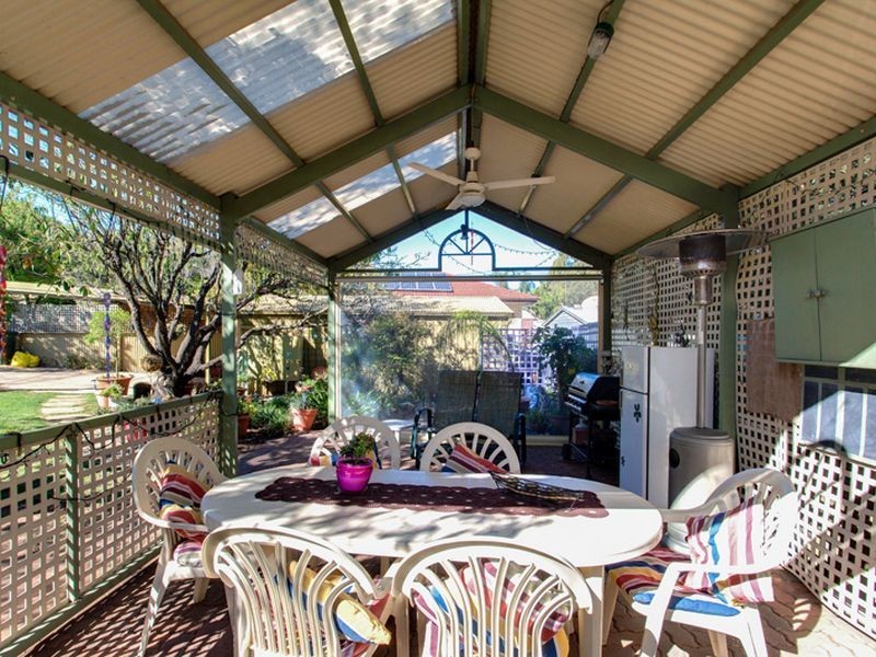 18 Ashley Avenue, Ridgehaven SA 5097