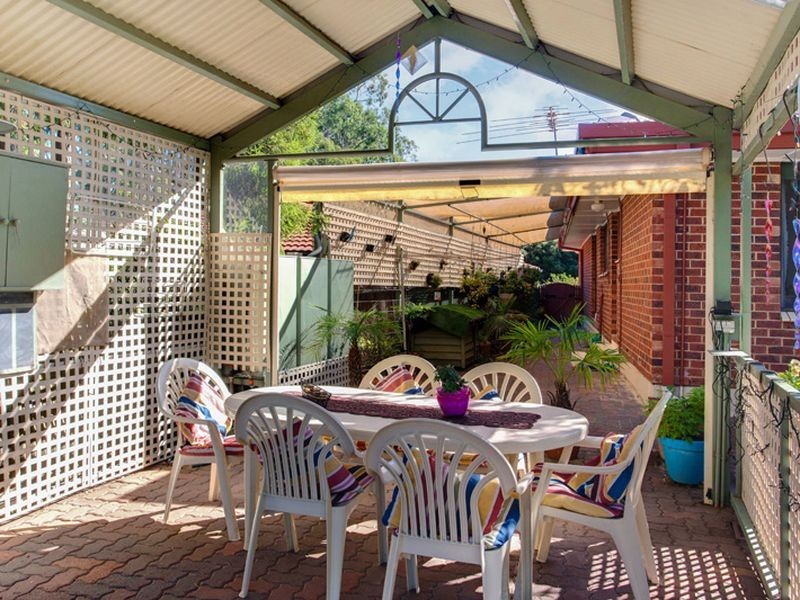 18 Ashley Avenue, Ridgehaven SA 5097