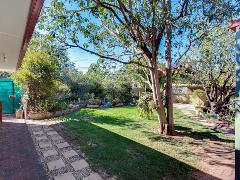 18 Ashley Avenue, Ridgehaven SA 5097