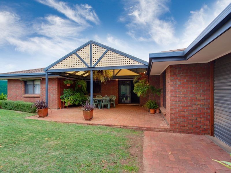 10 Summer Hill Court, Wynn Vale SA 5127