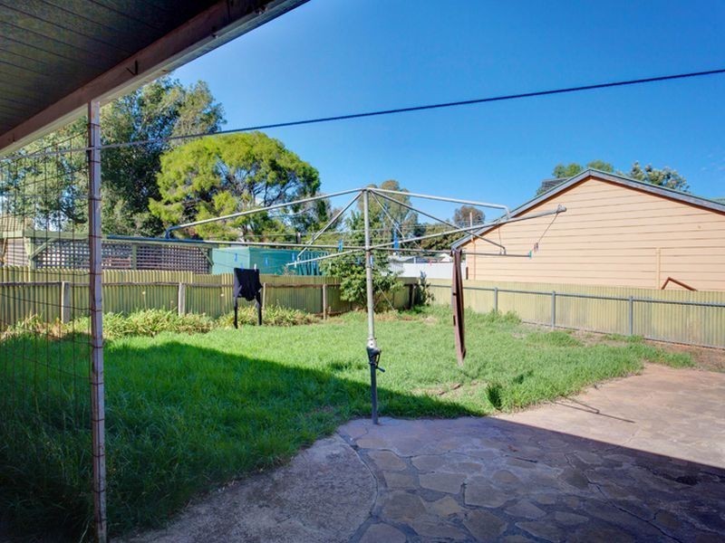 12 Caruso Crescent, Brahma Lodge SA 5109