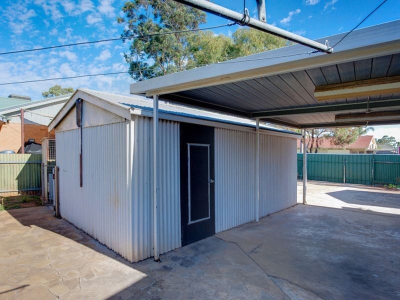 12 Caruso Crescent, Brahma Lodge SA 5109