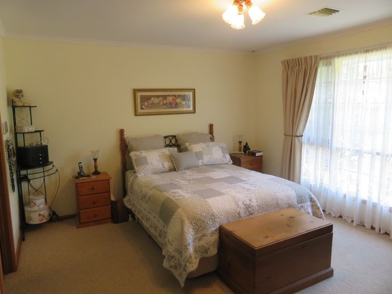 88 McEwin Avenue, Redwood Park SA 5097