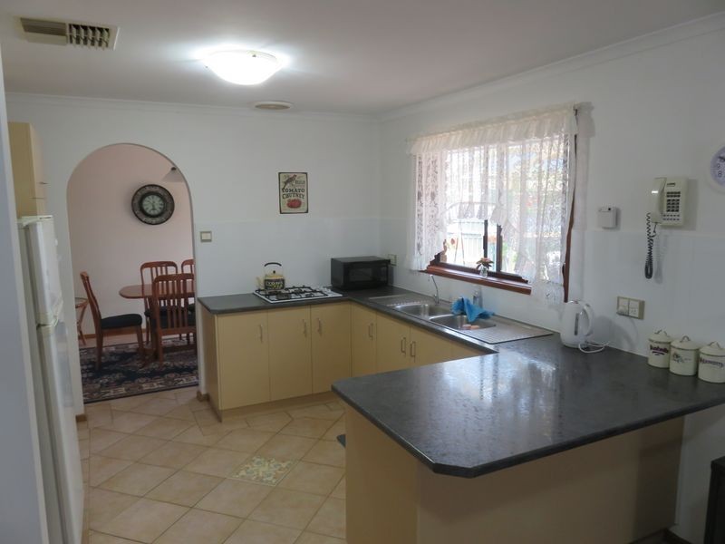 88 McEwin Avenue, Redwood Park SA 5097
