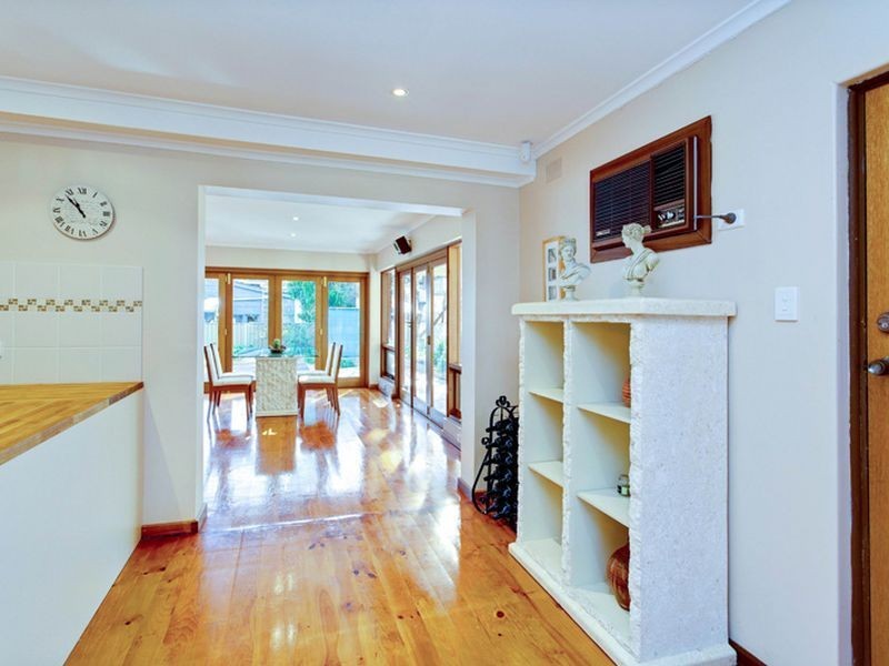16 Palmer Street, Fairview Park SA 5126