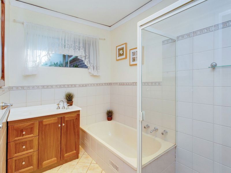 16 Palmer Street, Fairview Park SA 5126