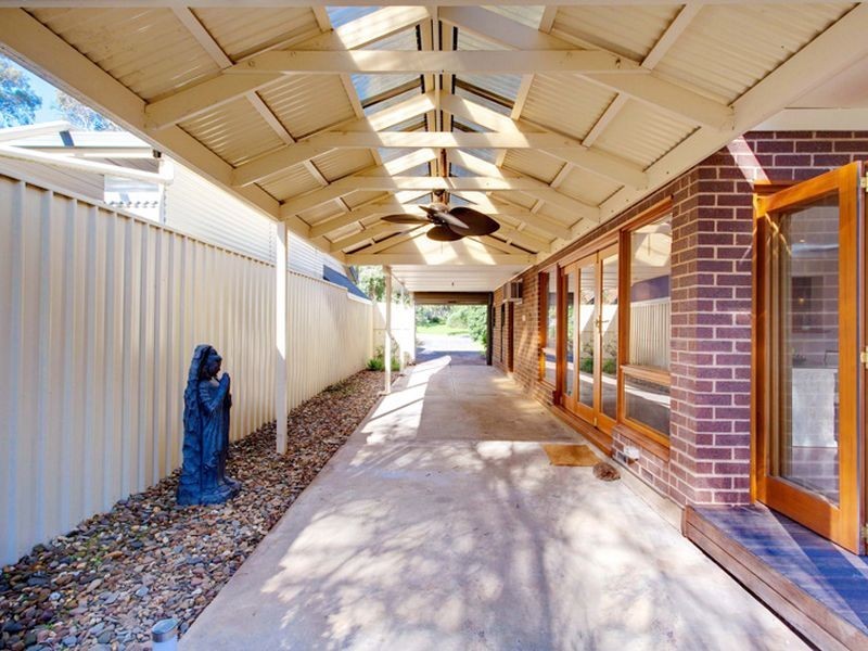 16 Palmer Street, Fairview Park SA 5126