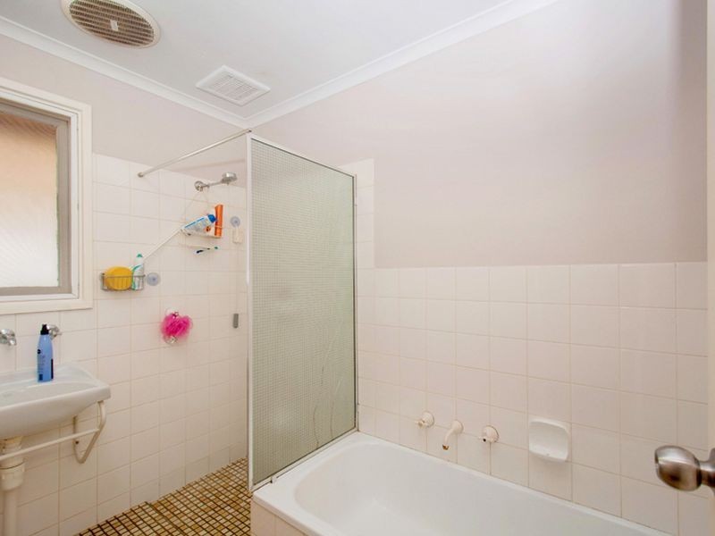 37 Secomb Avenue, Parafield Gardens SA 5107