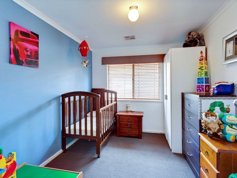 7 La Perouse Crescent, Fairview Park SA 5126