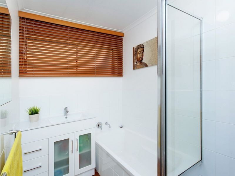 7 La Perouse Crescent, Fairview Park SA 5126