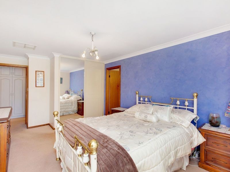 34 Petworth Parade, Greenwith SA 5125