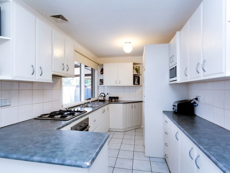 8 Wongabeena Drive, Surrey Downs SA 5126