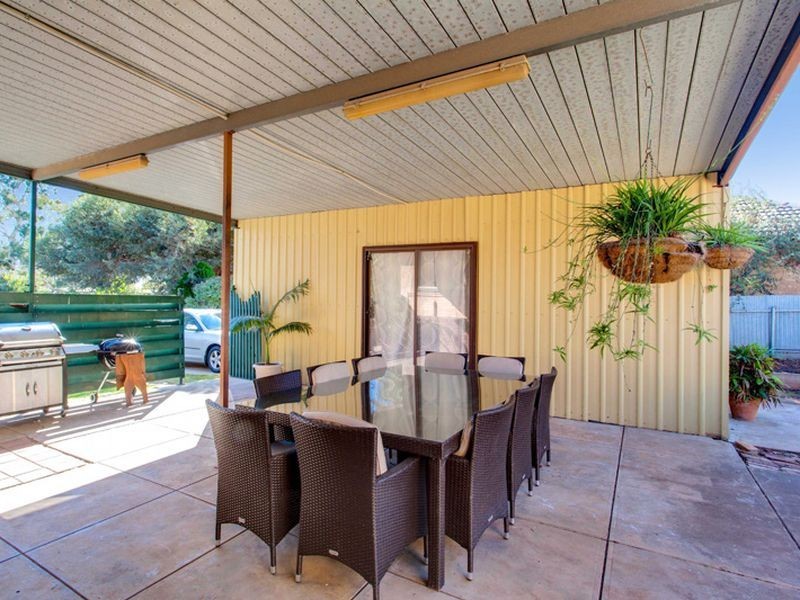 20 Gould Street, Para Hills SA 5096