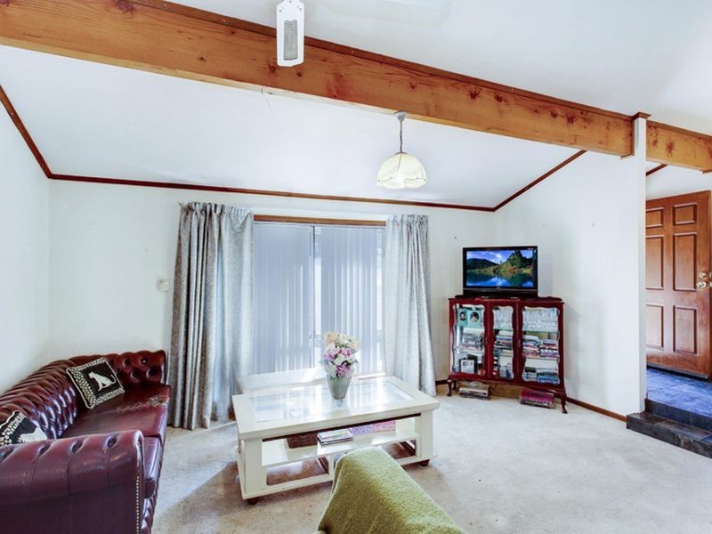 18 Saratoga Avenue, Redwood Park SA 5097