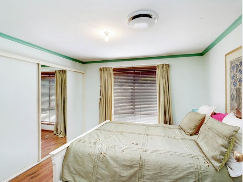 18 Saratoga Avenue, Redwood Park SA 5097