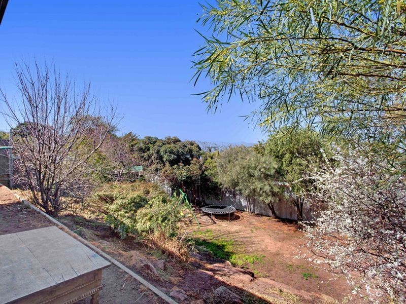 18 Saratoga Avenue, Redwood Park SA 5097